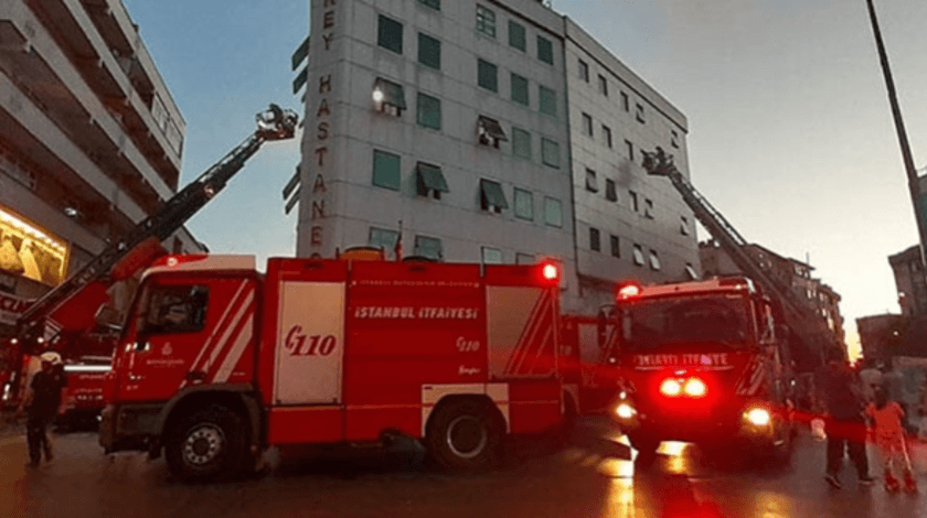 İstanbul'da özel bir hastanede yangın