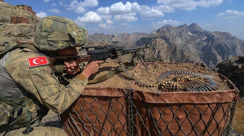 Şırnak'ta etkisiz hale getirilen teröristlerden biri gri listeden