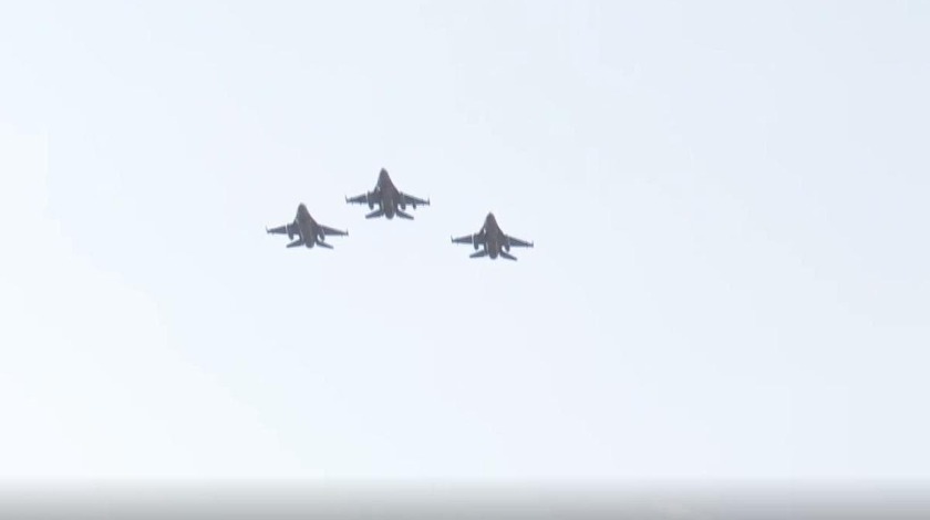 Türk F-16'ları Azerbaycan semalarında