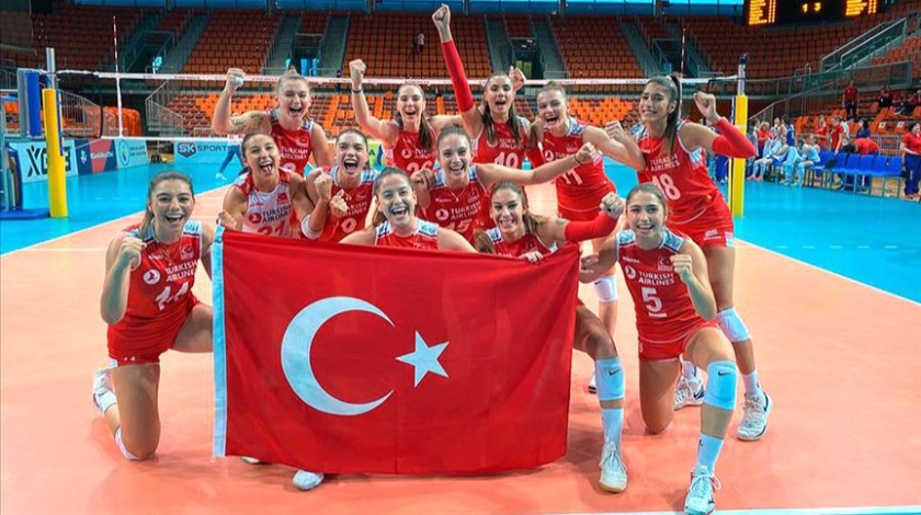 Voleybol Milli Takımı finalde