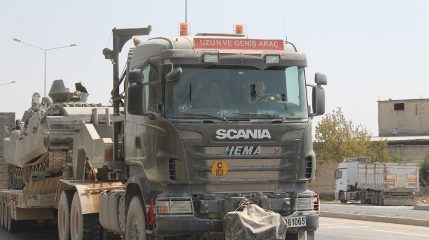 TSK, Suriye sınırındaki tankları Yunan sınırına sevk ediyor