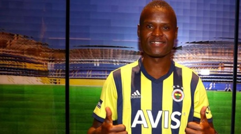 Fenerbahçe'ye Samatta'dan kötü haber