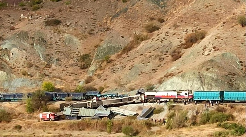 Ankara'da tren kazası: 2 kişi hayatını kaybetti