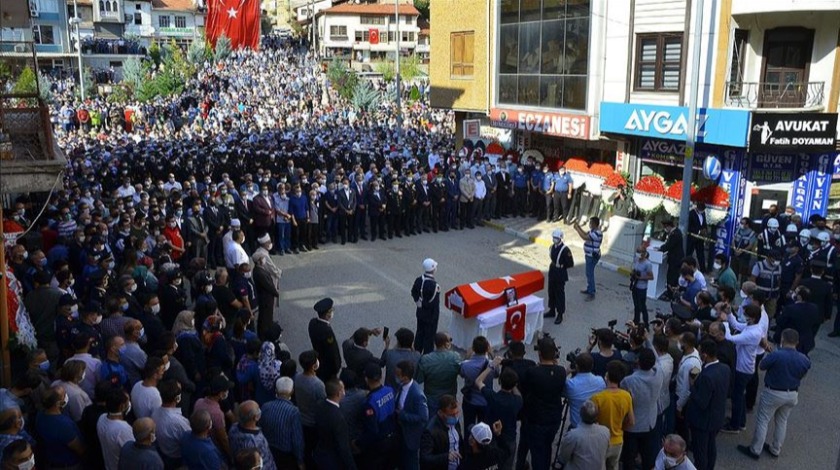 Şehit Astsubay Kıdemli Çavuş Dokumacı son yolculuğuna uğurlandı