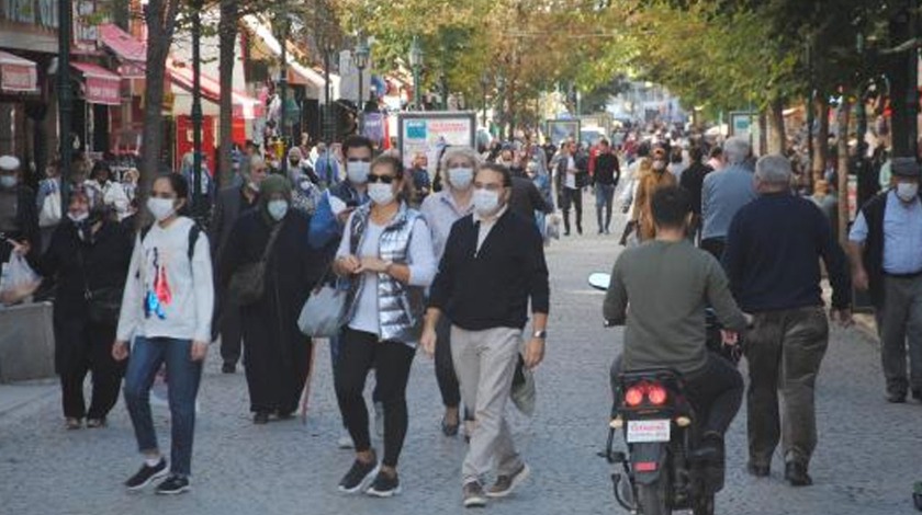 İzmir’de yeni koronavirüs tedbirleri! Bankalara HES kodu ile girilecek