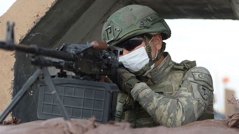 Hakkari'de terör örgütü PKK'ya darbe