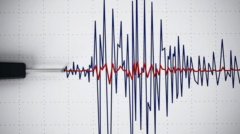 Kuşadası açıklarında şiddetli deprem