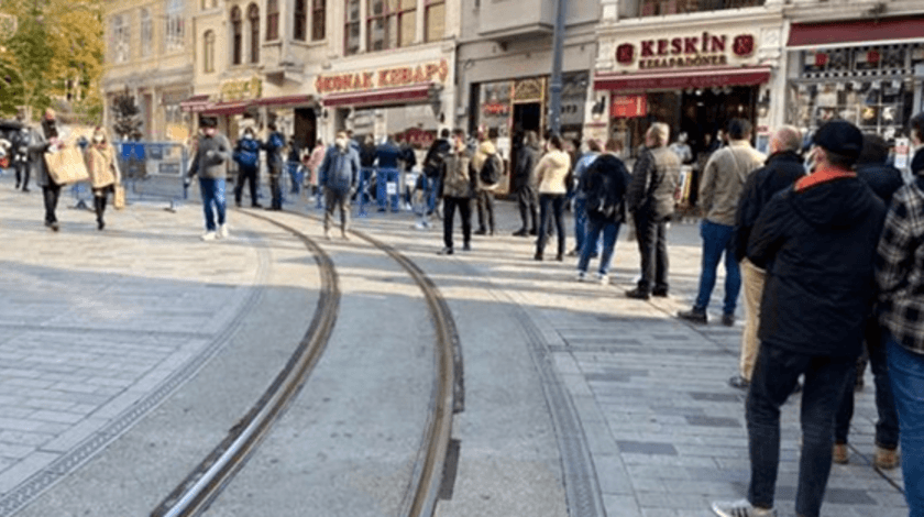 İstiklal Caddesi kuyruğu