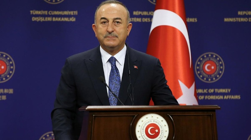 Bakan Çavuşoğlu duyurdu: Sadece kimlik kartımızla seyahat edebileceğiz