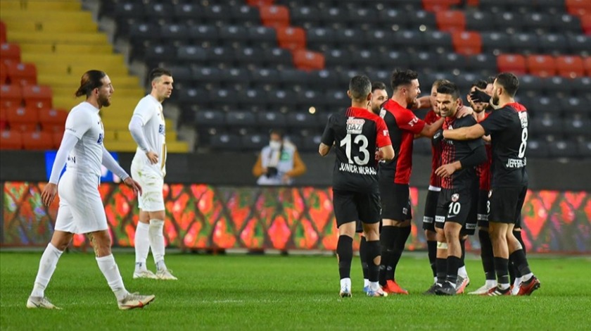 Gaziantep'i Ankaragücü de durduramadı