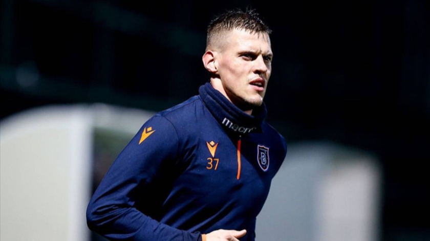 Başakşehir'de Martin Skrtel'in sözleşmesi feshedildi