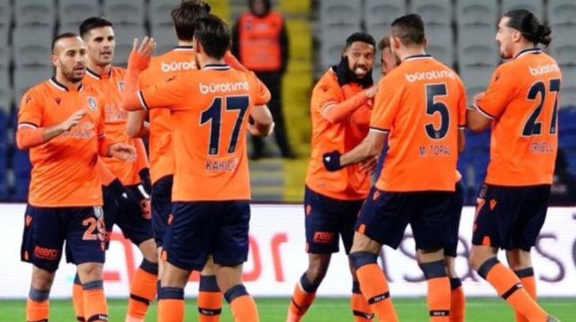 Başakşehir'de beklenmedik ayrılık!