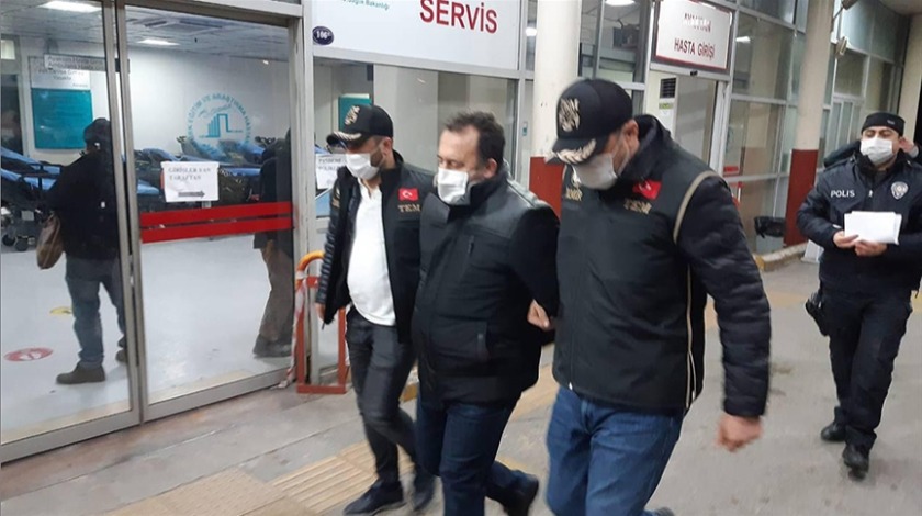 İzmir merkezli 60 ilde FETÖ'nün TSK yapılanmasına operasyon