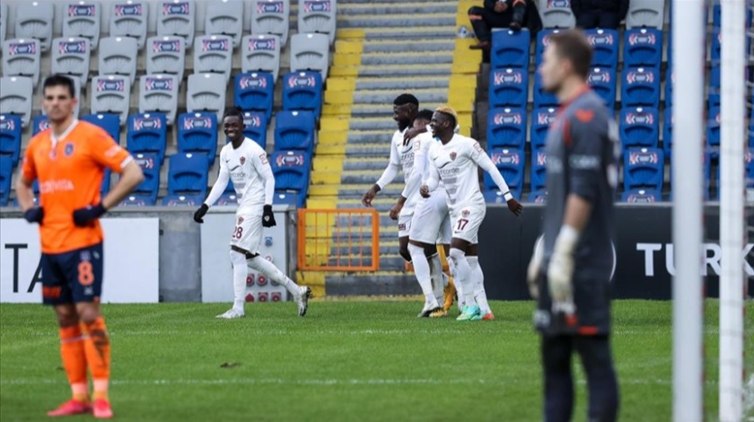 Hatayspor deplasmanda Başakşehir'i farklı yendi