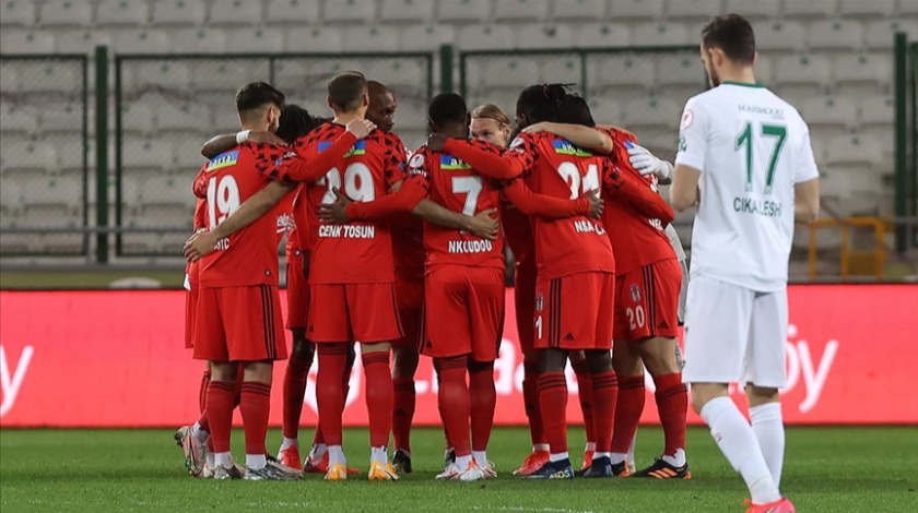 Beşiktaş penaltılarla yarı finalde