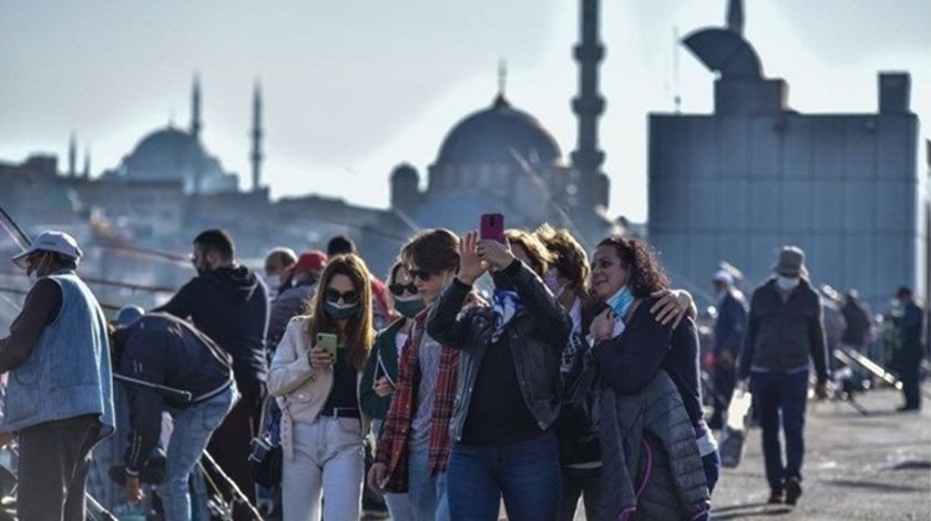 İstanbul'da kafe ve restoranlar hazırlıklara başladı