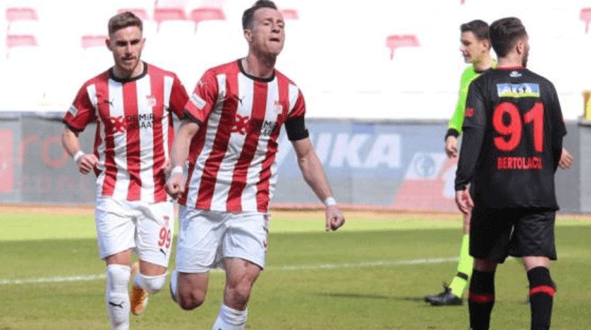 Sivasspor'a tek gol yetti