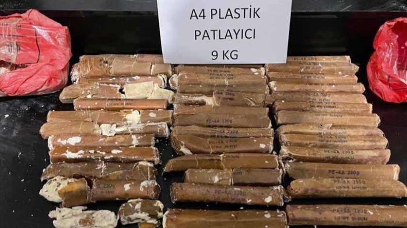 Hakkari'de 9 kilo 200 gram A-4 plastik patlayıcı ele geçirildi