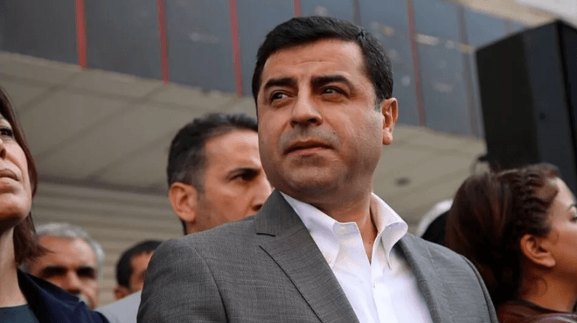 Demirtaş'a, 'Cumhurbaşkanı'na hakaret'ten ceza