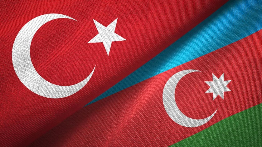 Azerbaycan ve Türkiye arasında kimlikle seyahat 1 Nisan'da başlıyor