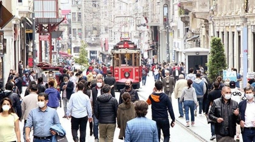 İstanbul İl Sağlık Müdürü uyardı: Üçüncü piki yaşıyoruz