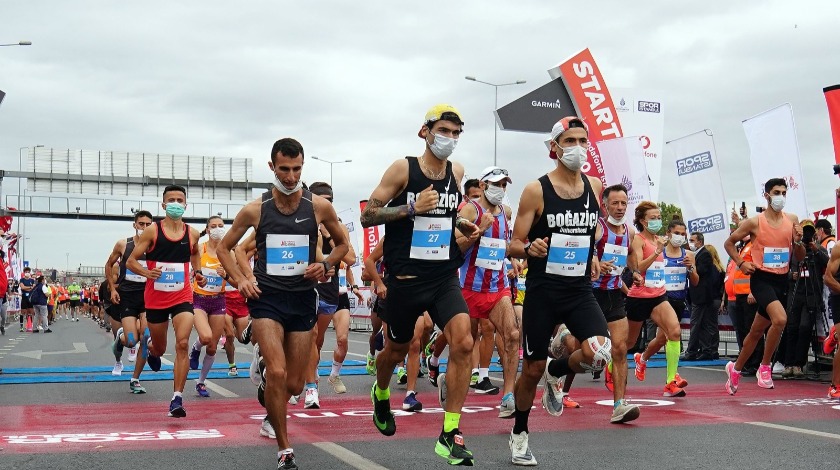 16. İstanbul Yarı Maratonu heyecanı pazar günü