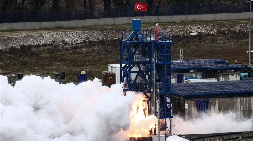 Bakan Varank: Ay misyonunda motorun ilk denemeleri başarıyla yapıldı