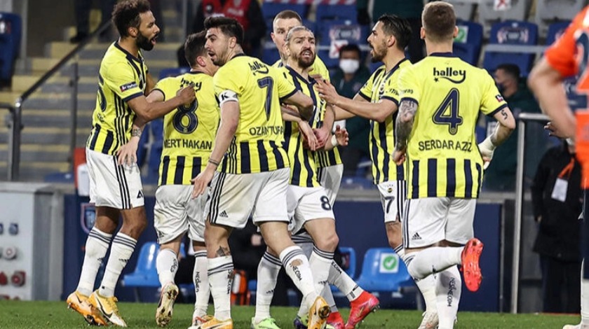 Fenerbahçe'den çok önemli geri dönüş! Kanarya zirve takibine devam dedi...