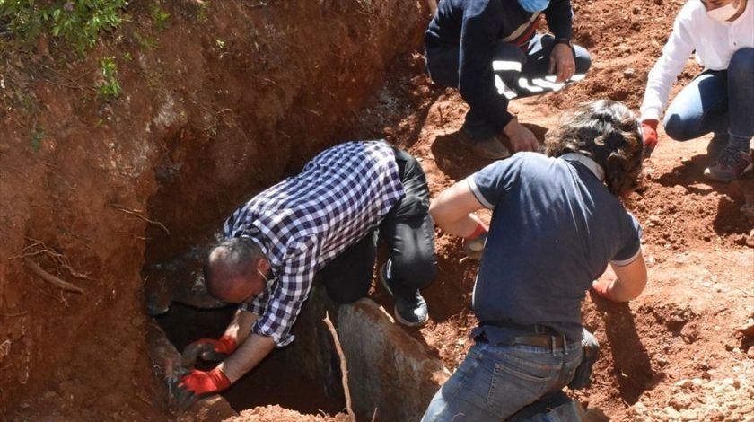 Sulama kanalı kazısında ortaya çıktı! Görenler şaşırdı