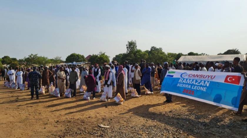 Cansuyu Sierra Leone'de yardım organizasyonu düzenledi