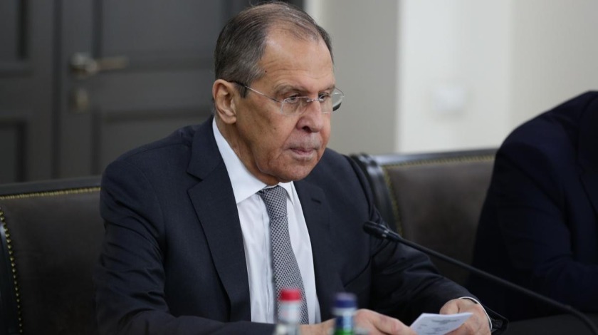 Lavrov: Batı ve AB'nin yaptırımlarını cevapsız bırakmayacağız