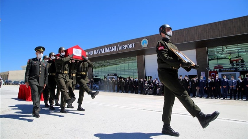 Şehit Piyade Uzman Çavuş Murat Nar son yolculuğuna uğurlandı