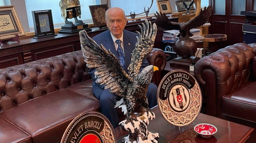 MHP Lideri Bahçeli Beşiktaş’ın şampiyonluğunu kutladı