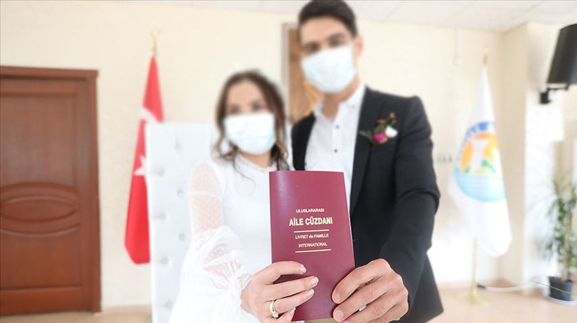 Düğün salonları ne zaman açılacak 2021 ? Düğün, nikah, kına gecesi yasakları kalktı mı?