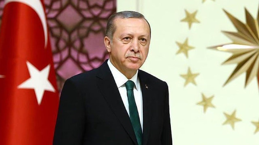 Cumhurbaşkanı Erdoğan'dan şehit güvenlik korucusunun ailesine başsağlığı