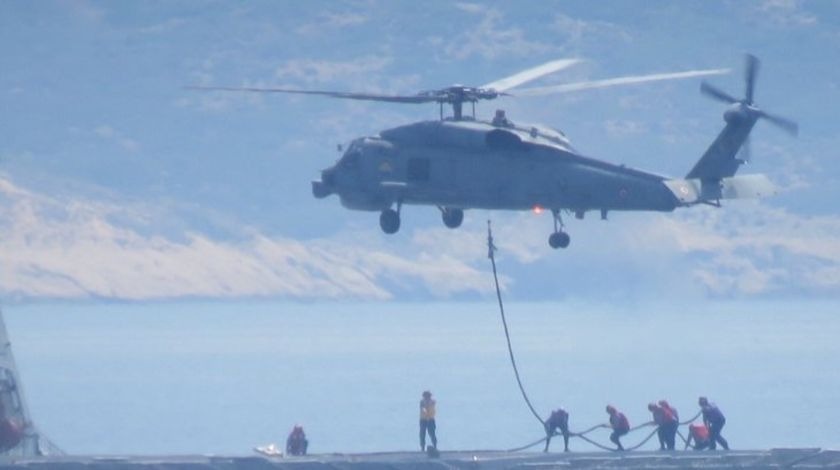 Türk donanması Ege Denizi'nde