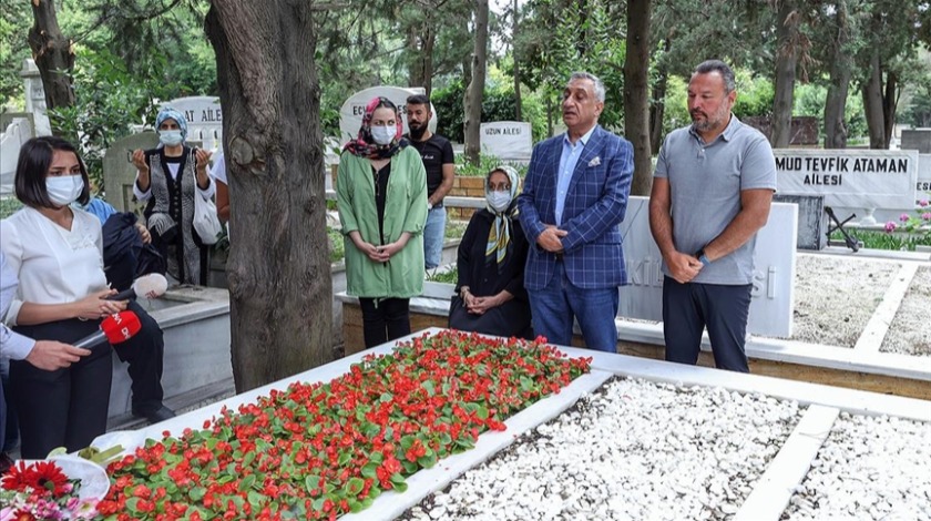 Türk sinemasının unutulmaz ismi Kemal Sunal kabri başında anıldı