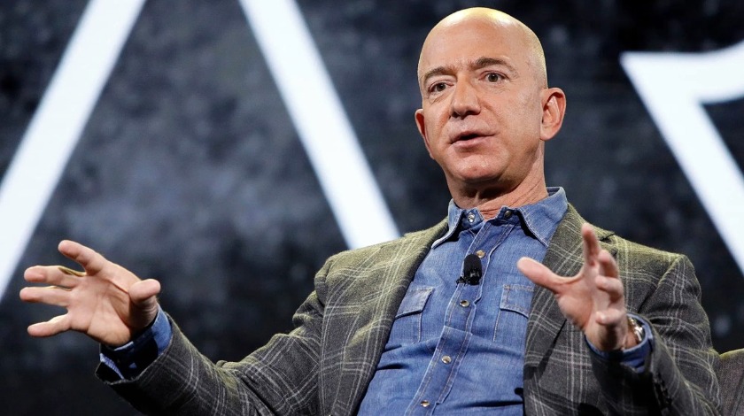 Pentagon o ihaleyi iptal etti, Bezos tarihi zenginliğe kavuştu