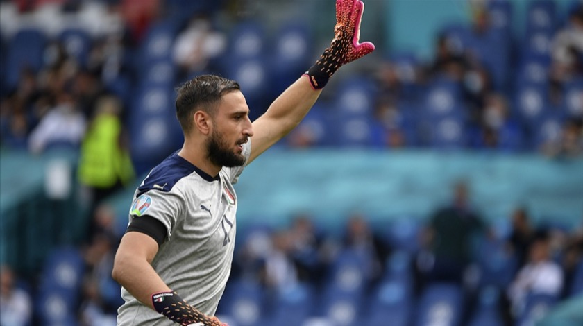 Donnarumma, PSG ile 5 yıllığına anlaştı