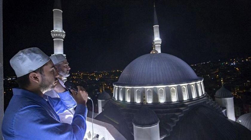 15 Temmuz'da sela saat kaçta okunacak? Bugün sela okunacak mı, ne zaman?