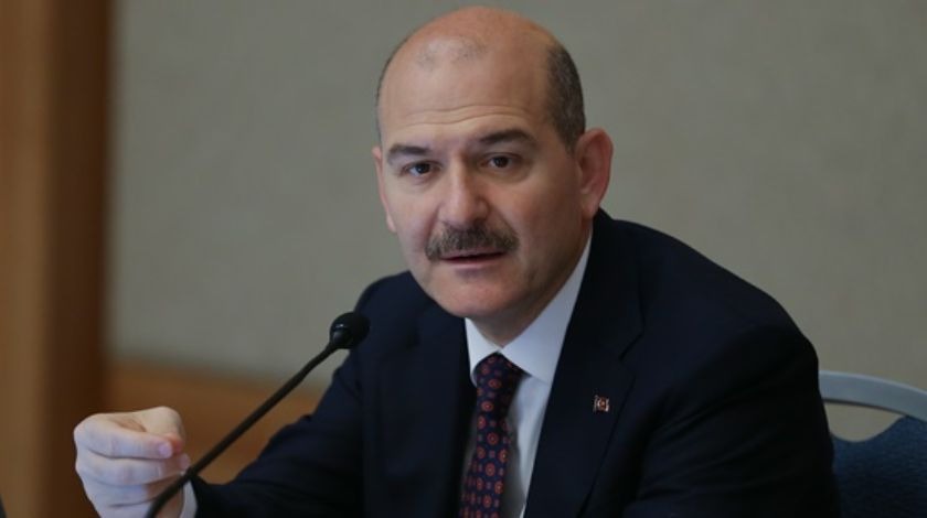 Bakan Soylu bayram öncesi çocukları sevindirdi