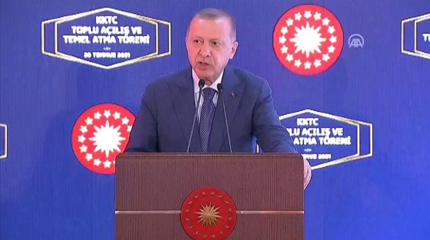 Cumhurbaşkanı Erdoğan: Kuzey Kıbrıs artık ayağa kalkıyor