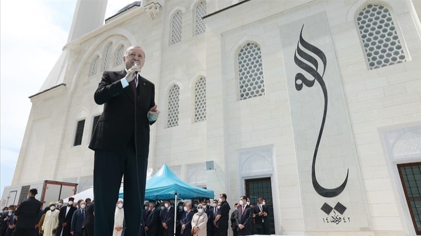 Cumhurbaşkanı Erdoğan, Rize'nin Güneysu ilçesinde