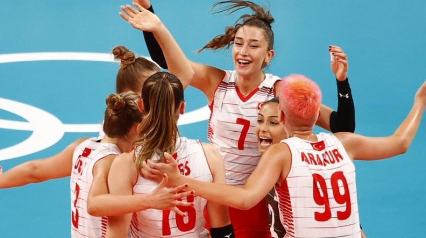 A Milli Kadın Voleybol Takımı, son olimpiyat şampiyonu Çin'i 3-0 yendi