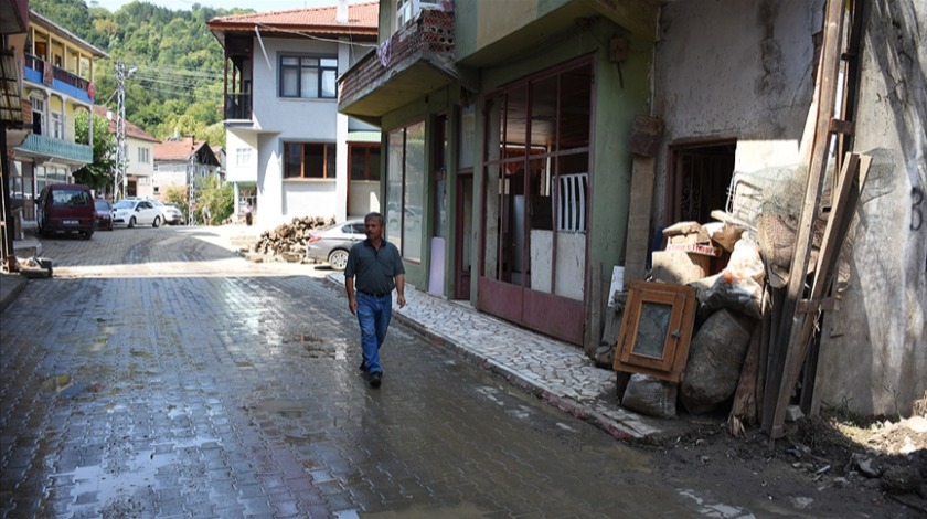 Felaketin yaşandığı bölgede hayat normale dönüyor