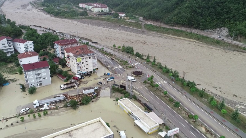 İçişleri Bakanlığı, sel felaketindeki son ölü ve kayıp sayılarını açıkladı