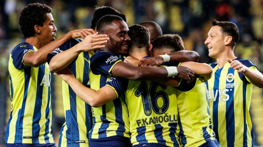 Fener'in maçı ne zaman, saat kaçta? Fenerbahçe - Olympiakos maçı hangi kanalda?