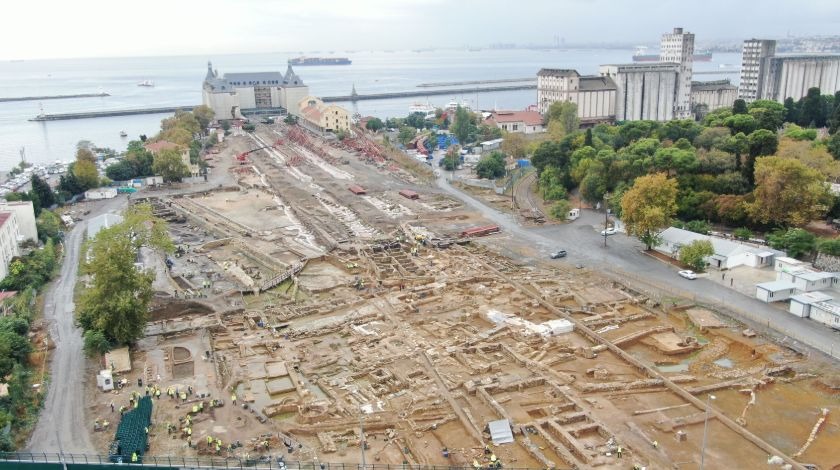 Haydarpaşa'da peronlar kaldırıldı!