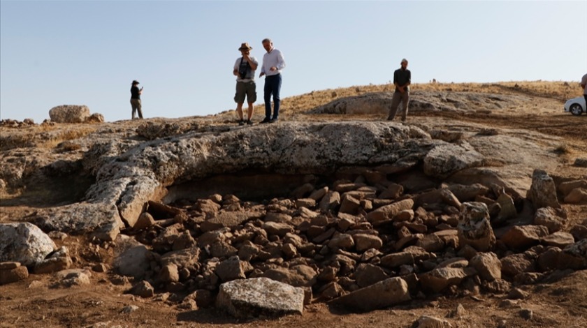 Karahantepe'de tarihe ışık tutacak kazılar sürüyor