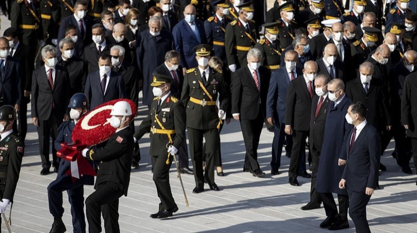 Cumhurbaşkanı Erdoğan ve devlet erkanı Anıtkabir'de